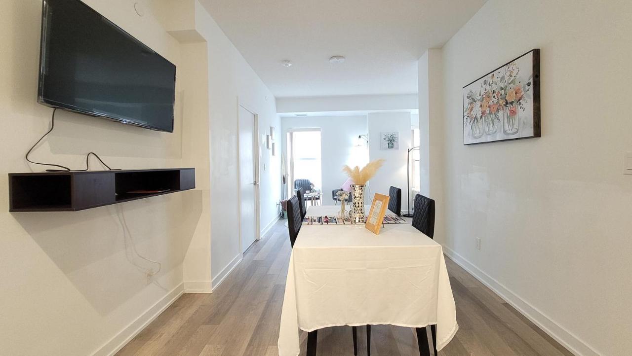 Lovely 3 Bedrooms In University Of Toronto Exterior foto