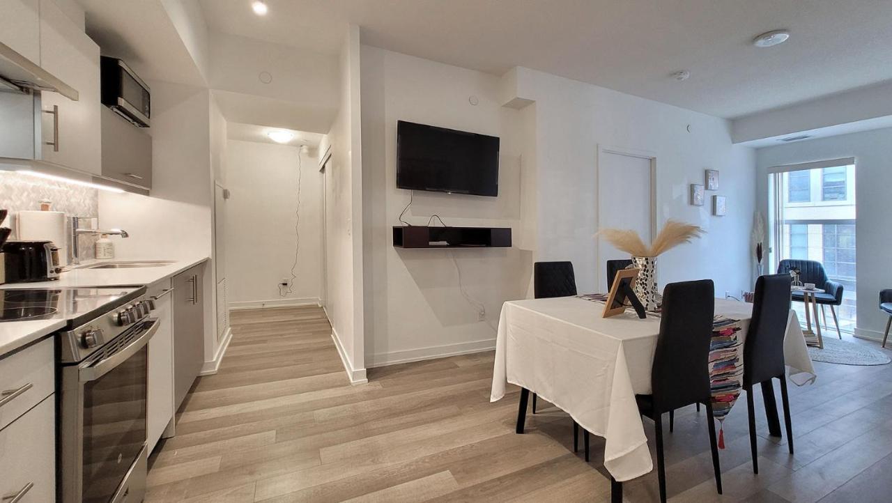 Lovely 3 Bedrooms In University Of Toronto Exterior foto